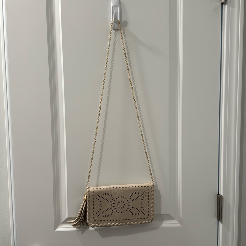 Urban expressions crossbody purse